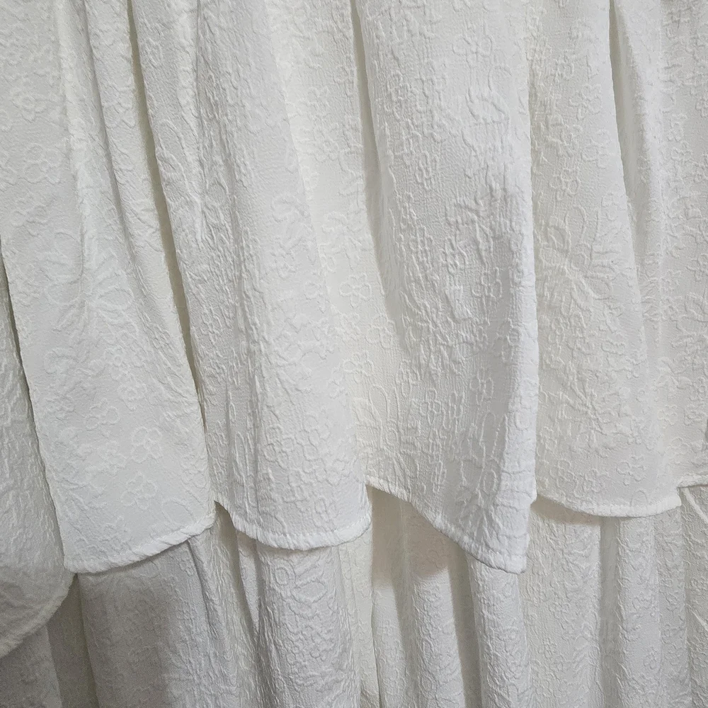 ARULA White Dress - Picture 4 of 6